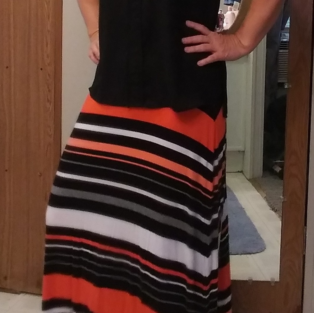 2 Merona M/M maxi skirts
